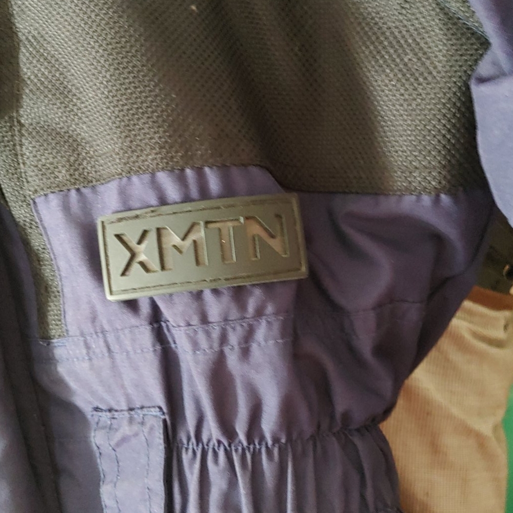 Snow suit - Picture 3 of 4